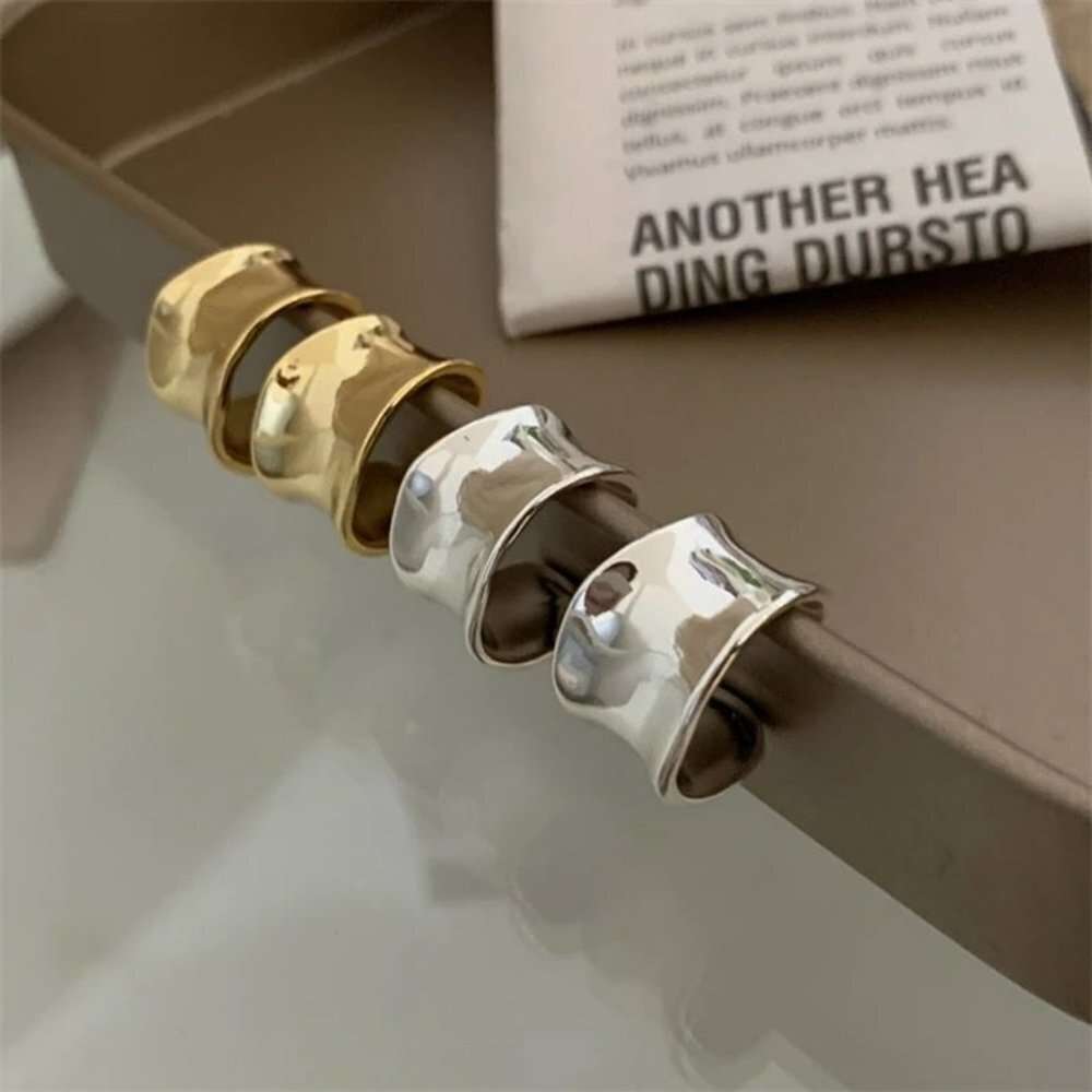 Irregular Metal Circle Hoop Earrings For Women - Picture 6 of 7